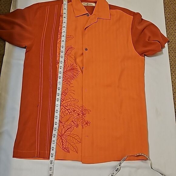 Tommy Bahama Mens 100 % Silk Button Down shirt small - Picture 5 of 10
